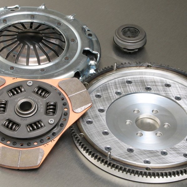 EXEDY™ Performance & OE Replacement Clutch Kits