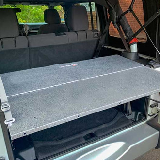 EZ4X4® - EZTrunk Extension Tailgate Table