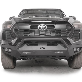 Fab Fours® - Vengeance Full Width Front HD Bumper with Hoop