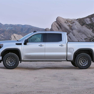 Fabtech® - 6" Dirt Logic 2.5 Front Coilovers