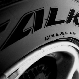 FALKEN® - Tires on Rim Close-Up