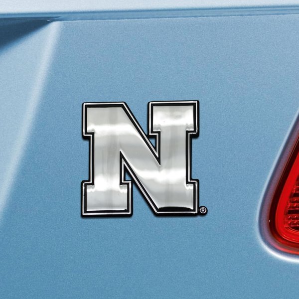 FanMats® - College "University of Nebraska" Chrome Emblem