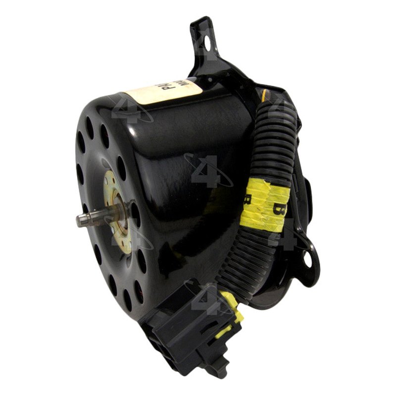 Four Seasons® 35304 - Passenger Side Radiator Fan Motor 