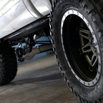 FUEL® - Mud Gripper M/T Tires on Ford F-250