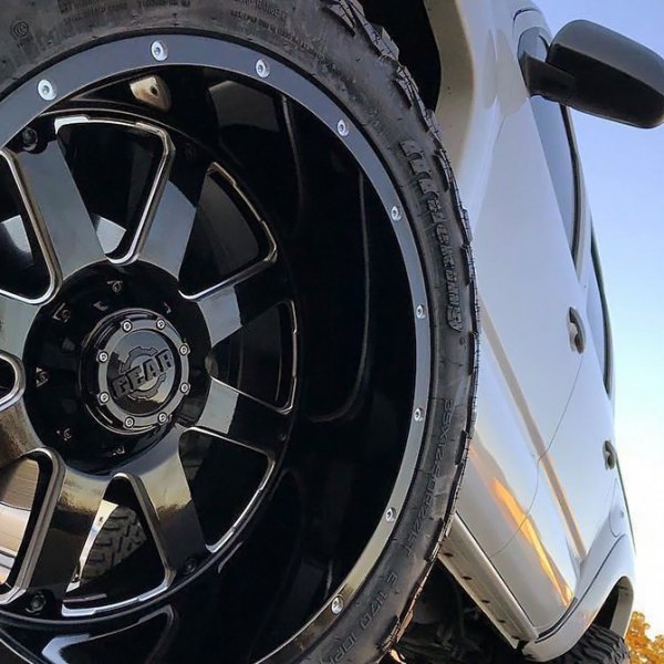 GEAR ALLOY® - Big Block Gloss Black Milled Accents on Toyota Tacoma