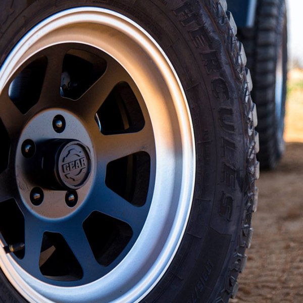 GEAR ALLOY® - Trek Matte Black Machined Lip on Jeep Wrangler