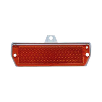 Goodmark® - Passenger Side Replacement Side Marker Light