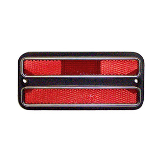 Goodmark® - Rear Driver or Passenger Side Replacement Side Marker Light