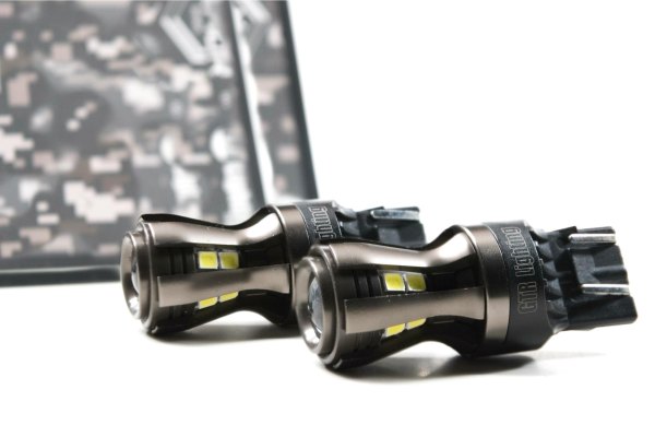 GTR Lighting® - Armor Series LED Bulbs (7440/7443, Red)