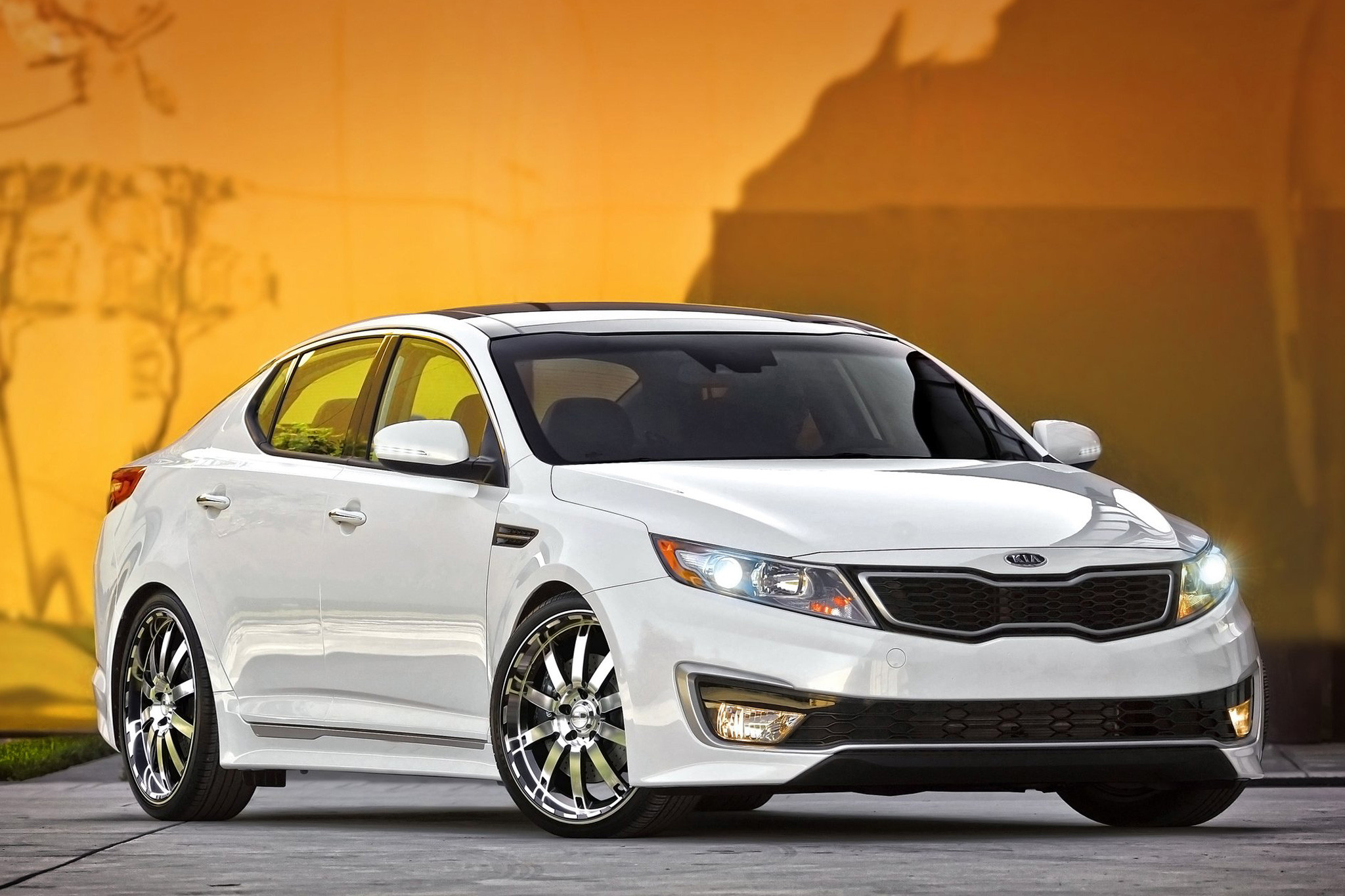HD® - AUTOBAHN On Kia Optima
