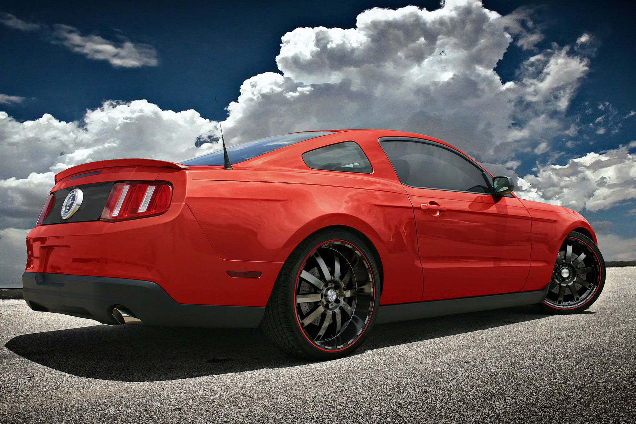 HD® - AUTOBAHN On Mustang