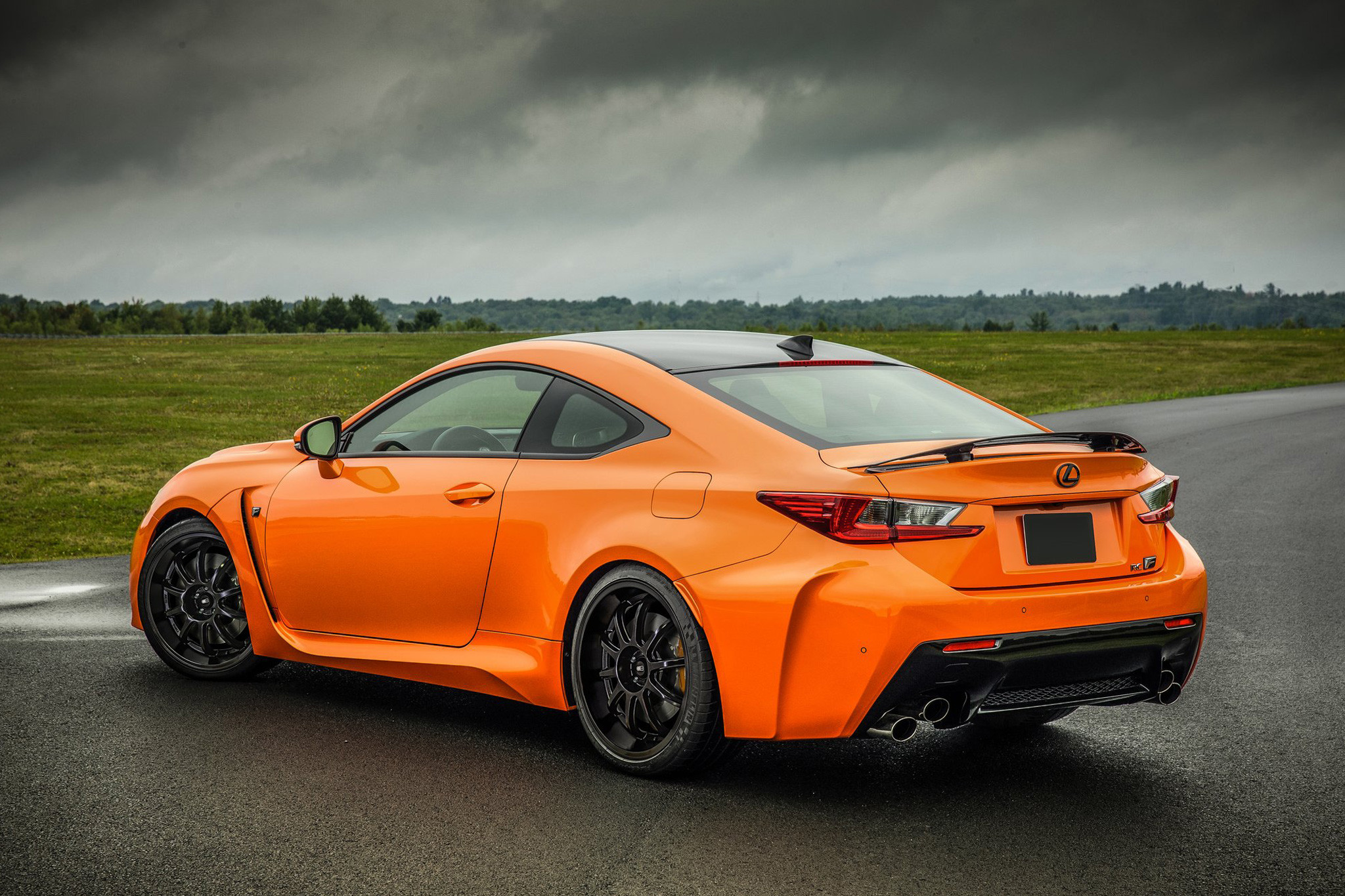 HD® - CLUTCH On Lexus RC