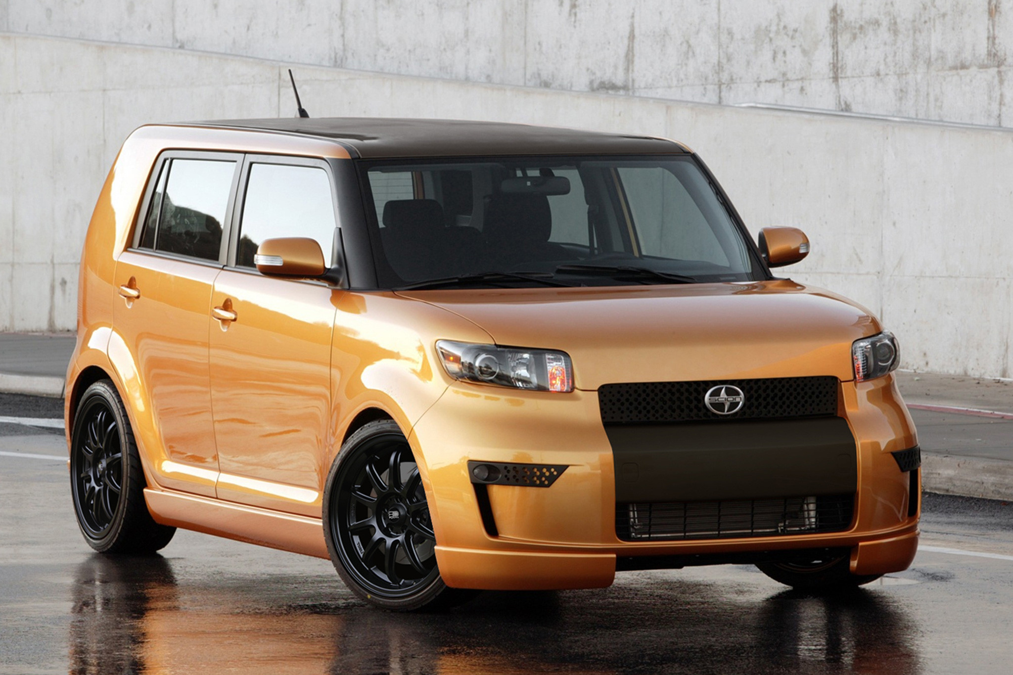 HD® - CLUTCH On Scion