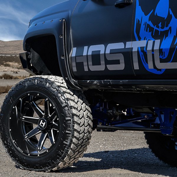 HOSTILE® - H109 ALPHA on Chevrolet Silverado 2500