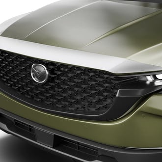Husky® - Aeroskin™ Chrome Hood Shield
