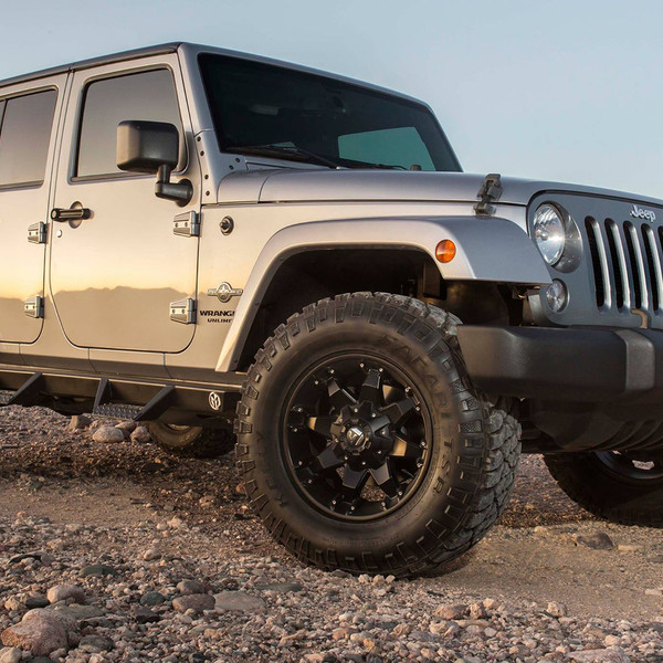 ICI® - Side Steps on Jeep Wrangler