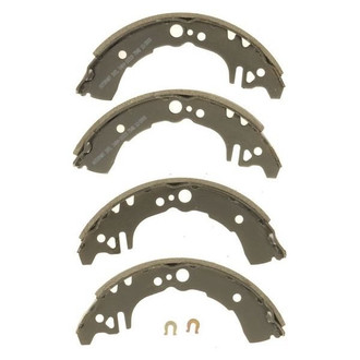 iD Select® - Rear Drum Brake Shoe Kit
