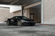 Refreshing Simplicity: Black Acura NSX Boasts Neat Styling Details