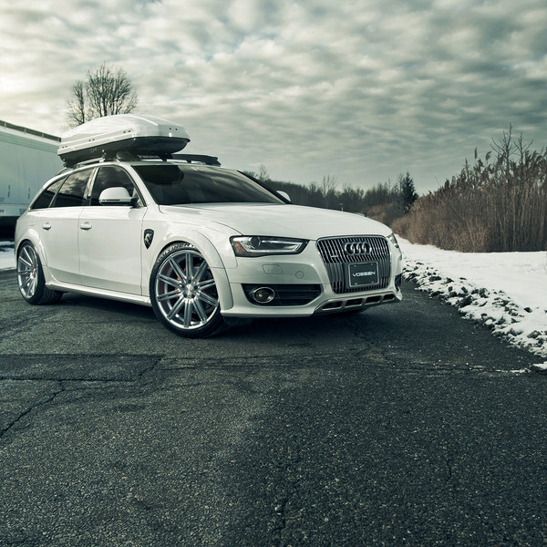 White Audi A4 with Thule Roof Rack - Photo by Vossen
