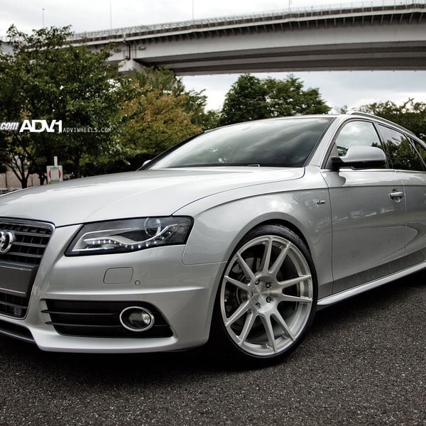 Dark Smoke LED Headlights on Silver Audi A4 - Photo by ADV.1