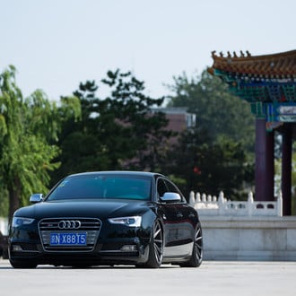Oriental Pearl - Slammed Audi A5 Sportback in China - Photo by Vossen