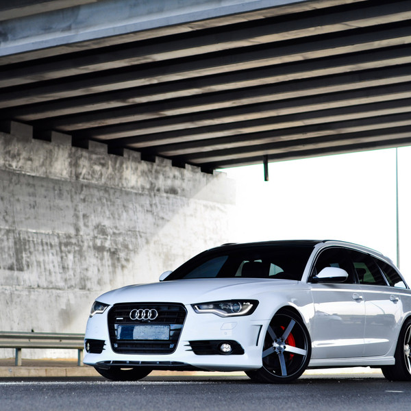 Custom White Audi A6 - Photo by Vossen