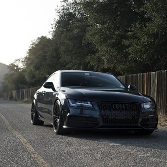 Blacked Out Mesh Grille on Black Audi A7 - Photo by Zito Wheels