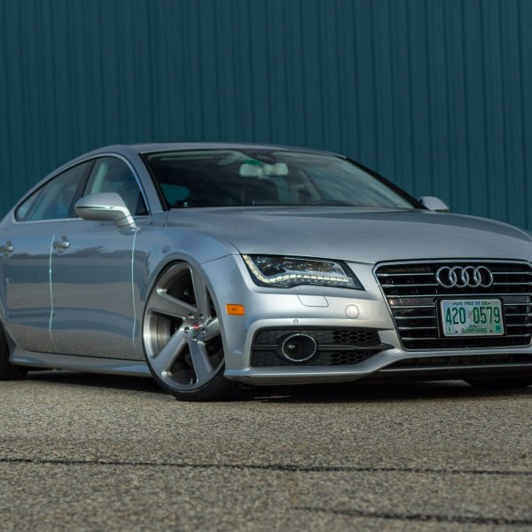 Fromt Bumper with Fog Lights on Gray Audi A7 - Photo by Vossen