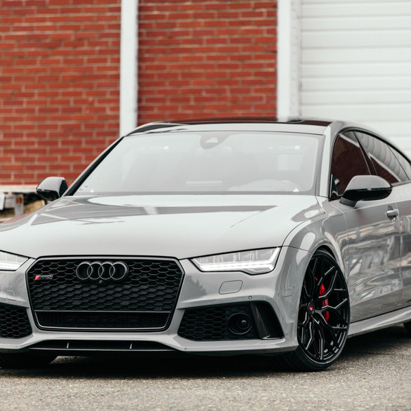 Front Bumper with Fog Lights on Gray Audi A7 - Photo by Vossen