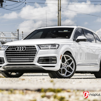 AUDI Q7 Rolling on Premium Vossen CG 205 Forged Rims - Photo by Vossen