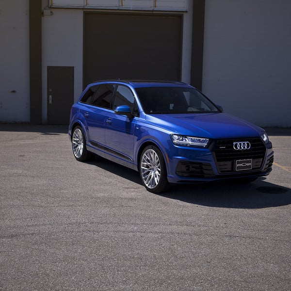 Blue Audi Q7 with Custom LED-Bar Style Headlights - Photo by PUR Wheels