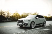 White Audi Luxury: White Q7 with Exterior Upgrades