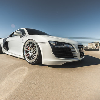 Air Runner R8 Rolling on Vossen Premium Series LC105T Wheels - Photo by Vossen
