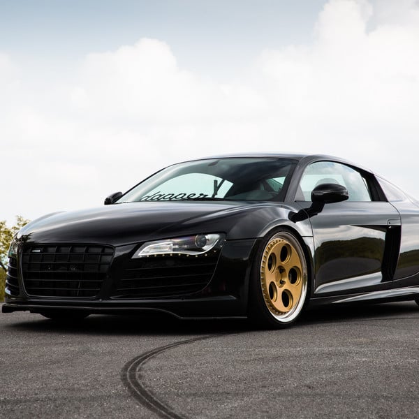 Blacked Out Grille on Custom Audi R8 - Photo by Rotiform