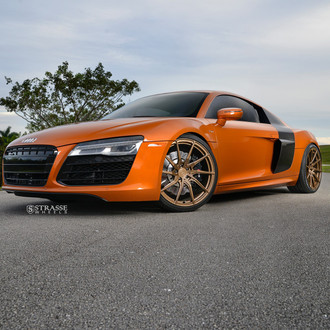 Custom Orange Audi R8 V10 - Photo by Strasse Forged