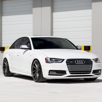 White and Black: Audi S4 on Vossen Wheels