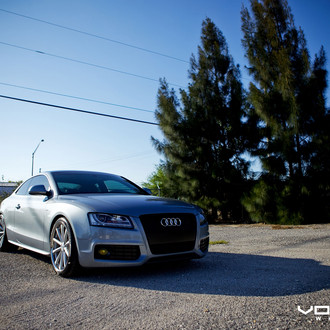 Silver Audi S5 with Aftermarket LED Headlights - Photo by Vossen