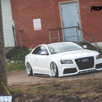 Custom White Lowered Audi S5 - Photo by Avant Garde Wheels
