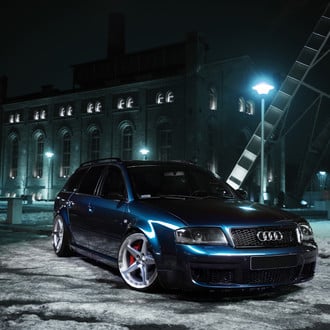 Blue Audi S6 with Custom Mesh Grille - Photo by JR Wheels