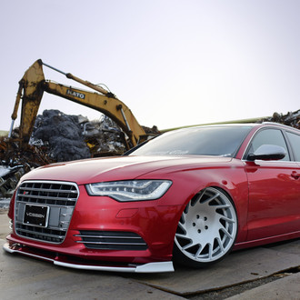 Dropped Stylish Audi S6 on Full-face Custom Rims