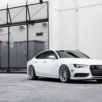 Blacked Out Grille on White Audi S7 - Photo by Niche