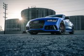 Styish Blues: Audi S7 Puts a Blacked Out Mesh Grille on