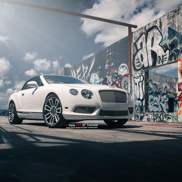 White Bentley Continental with Chrome Mesh Grille - Photo by Vellano