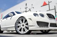 Clear Tuning for Stunning White Bently Flying Spur