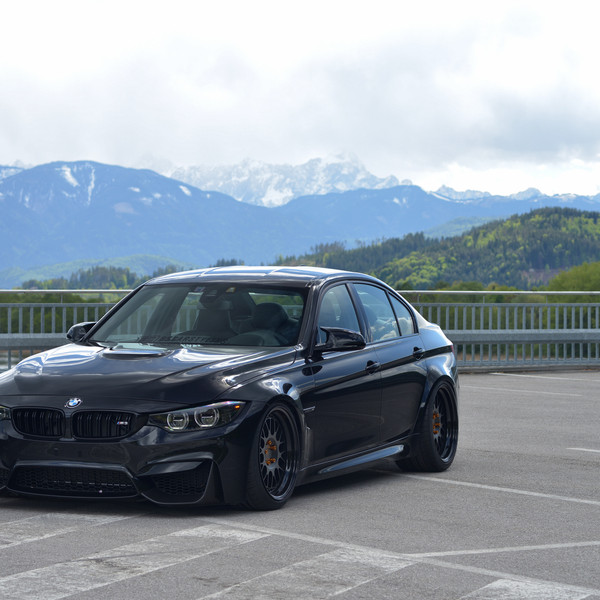 Blacked Out Grille on Custom BMW 3-Series - Photo by Rotiform