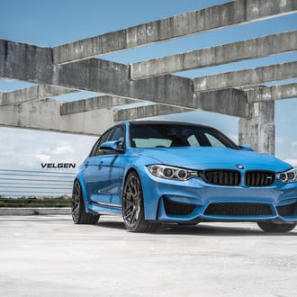 Blue BMW M3 with Blacked Out Grille - Photo by Velgen