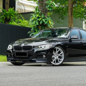 Black BMW 3-Series with Crystal Clear Halo Headlights - Photo by Vossen