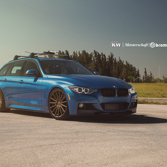 Lowered Blue BMW 3-Series with Roof Rack System - Photo by Vossen