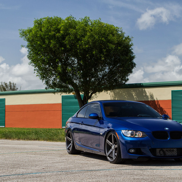 Blue BMW 3-Series with Custom Front Bumper - Photo by Vossen