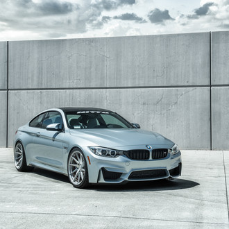Deep Concave Rims on Silver M4 Coupe - Photo by Avant Garde